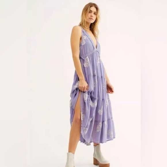NWOT Women’s Free People RUN AWAY WITH ME EMBROIDERED Dusty Periwinkle Dress - Picture 1 of 11